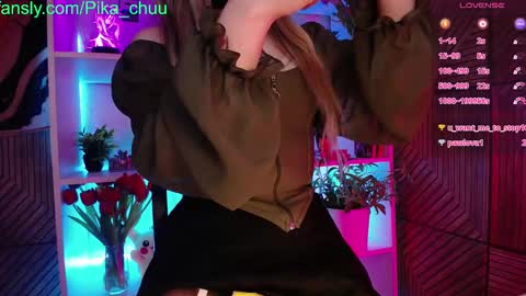 Snapshot of pika_pikaa chatting on March 10, 2:06 am Sonya online show from March 10, 2:06 am