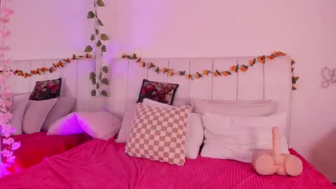 Snapshot of pikayle chatting on January 12, 8:03 pm PIKAYLE online show from January 12, 8:03 pm