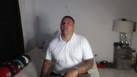 pikoro_gomez online show from January 16, 1:27 am