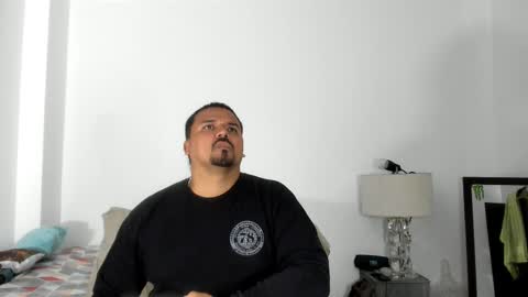 pikoro_gomez online show from October 7, 12:19 am