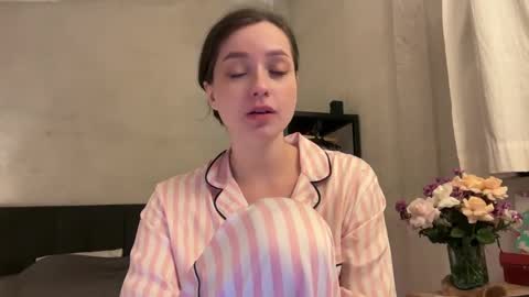 Trisha     online show from March 8, 11:37 am