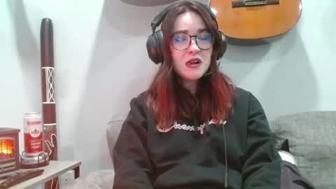 PilloGoddess online show from October 23, 4:34 am