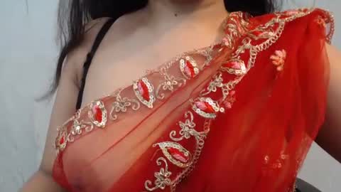 Snapshot of pilowprincess chatting on July 18, 6:56 pm Sayra online show from July 18, 6:56 pm