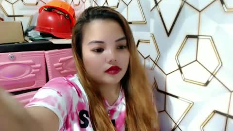IM APRIL online show from June 30, 12:50 pm