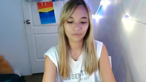 pinay beauty14 online show from February 19, 1:28 pm