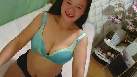 IM FLOR online show from April 13, 11:05 am