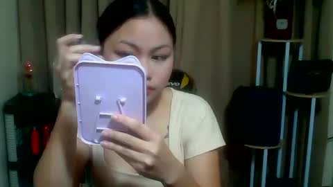 pinay_rosee online show from April 7, 10:37 am