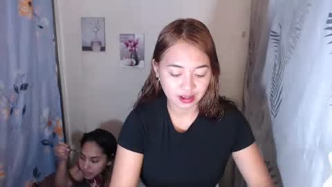 Snapshot of pinay_singlemomxs chatting on December 15, 4:28 am pinay_singlemomxs online show from December 15, 4:28 am