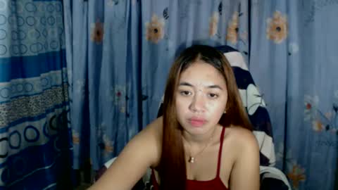 Snapshot of pinay_singlemomxs chatting on April 15, 8:31 pm pinay_singlemomxs online show from April 15, 8:31 pm