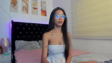 Snapshot of pinay_xpress chatting on November 22, 8:13 am TINA online show from November 22, 8:13 am