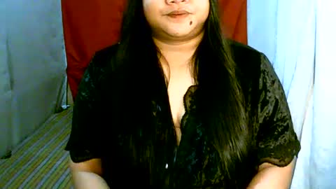Snapshot of pinayjona chatting on June 16, 10:29 am pinayjona online show from June 16, 10:29 am