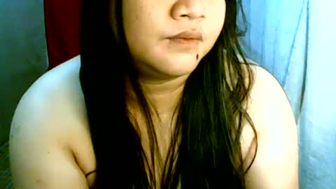 Snapshot of pinayjona chatting on June 25, 11:15 am pinayjona online show from June 25, 11:15 am