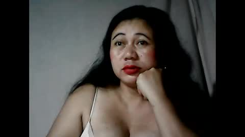Snapshot of pinaymama12345 chatting on December 20, 10:54 pm pinaymama12345 online show from December 20, 10:54 pm
