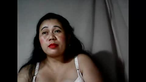 Snapshot of pinaymama12345 chatting on December 22, 12:38 pm pinaymama12345 online show from December 22, 12:38 pm