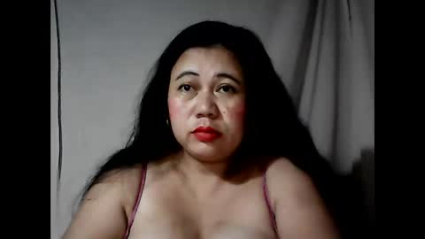 Snapshot of pinaymama12345 chatting on January 19, 10:49 pm pinaymama12345 online show from January 19, 10:49 pm
