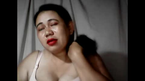 Snapshot of pinaymama12345 chatting on September 21, 10:33 pm pinaymama12345 online show from September 21, 10:33 pm