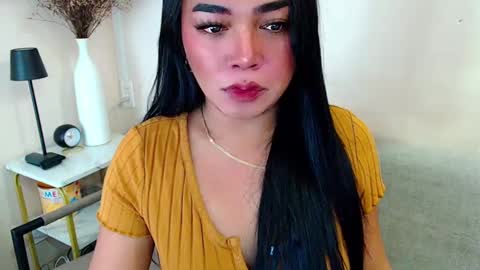 Snapshot of pinaymorena69 chatting on December 28, 9:19 pm Just cath  online show from December 28, 9:19 pm