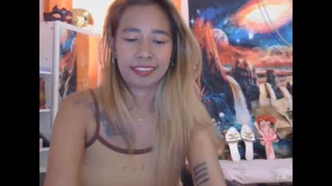 pinaymorena_renelda online show from April 14, 7:03 am