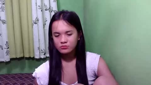 pinaymorena_rhowe online show from December 3, 2:38 pm