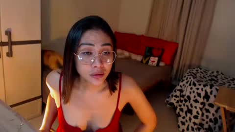 Snapshot of pinaysluttyaira chatting on July 14, 3:11 am PinaySluttyAira online show from July 14, 3:11 am
