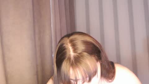       online show from May 27, 10:12 am