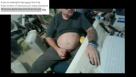 Snapshot of pini_z chatting on January 19, 4:04 pm pini_z online show from January 19, 4:04 pm