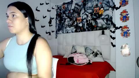 Snapshot of pink__tiffany chatting on October 19, 7:47 pm tiffany online show from October 19, 7:47 pm