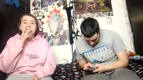 Snapshot of pink_peyton chatting on December 24, 2:01 pm Pink peyton online show from December 24, 2:01 pm