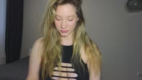   online show from December 3, 3:14 am