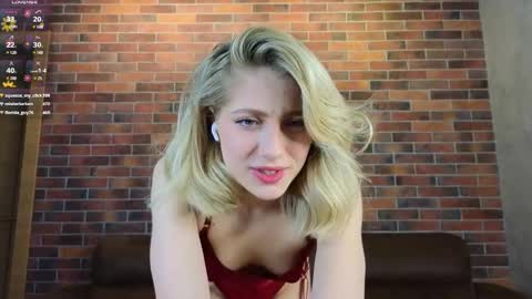 Adele online show from January 8, 11:30 pm