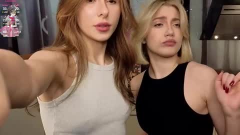 Adele online show from March 11, 11:23 am