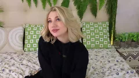 Adele online show from October 6, 7:50 am