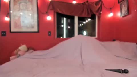 Snapshot of pinkandheated chatting on December 20, 11:54 am Virginity smiles online show from December 20, 11:54 am