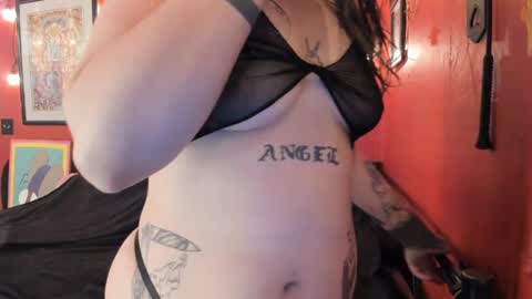 Snapshot of pinkandheated chatting on January 28, 8:57 am Virginity smiles online show from January 28, 8:57 am