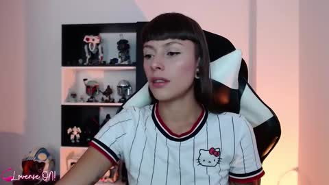 Emily online show from February 26, 8:33 pm