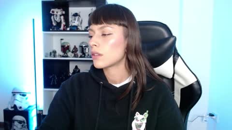 Emily online show from September 24, 2:59 am