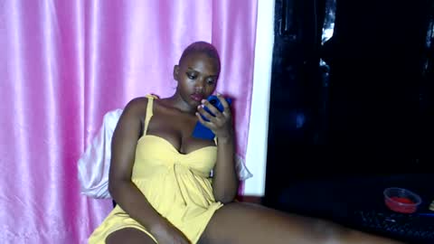 pinkdomina01 online show from July 12, 9:39 pm
