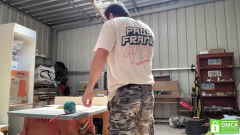 Snapshot of pinkermax chatting on February 8, 3:15 pm Max Pinker online show from February 8, 3:15 pm