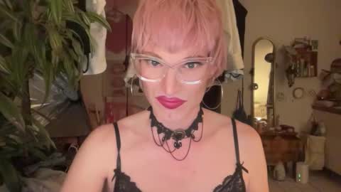 pinkfag online show from April 7, 8:20 pm