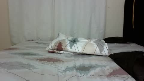 Snapshot of pinkie_ponny chatting on March 6, 7:47 am Pinkie online show from March 6, 7:47 am