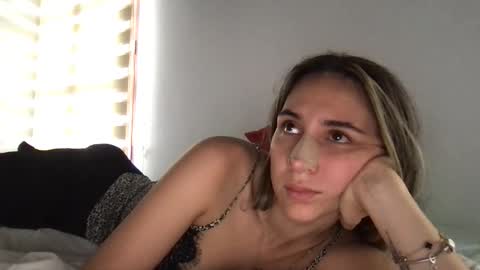 Pinkilola online show from April 9, 2:55 pm