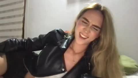 Pinkilola online show from April 10, 3:56 am