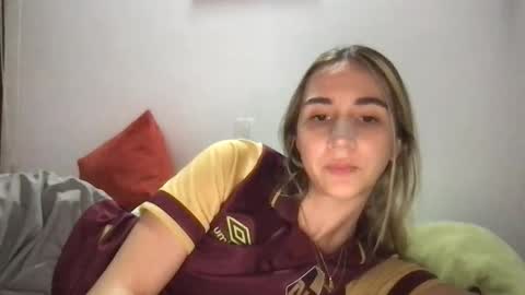 Pinkilola online show from April 13, 3:01 am