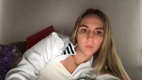 Pinkilola online show from April 15, 3:30 pm