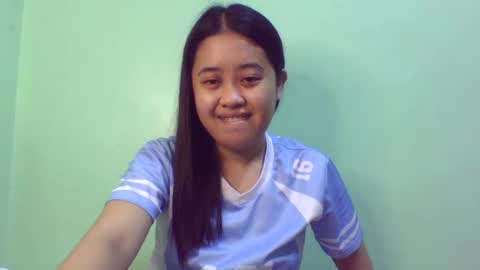 Snapshot of pinkish_shine chatting on February 23, 5:23 am Hi its me shine online show from February 23, 5:23 am