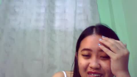 Snapshot of pinkish_shine chatting on March 8, 4:23 am Hi its me shine online show from March 8, 4:23 am