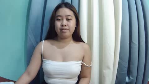 Snapshot of pinkish_shine chatting on September 25, 2:37 am Hi its me shine online show from September 25, 2:37 am