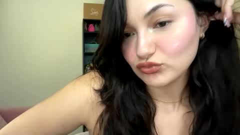 pinkkblossomm online show from July 28, 1:56 am