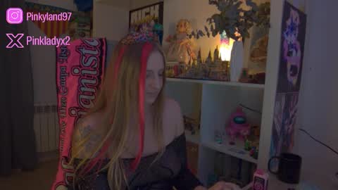 pinkladyx2 online show from February 15, 11:45 pm