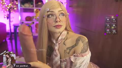 Snapshot of pinkloly69 chatting on December 2, 10:53 am LUISA online show from December 2, 10:53 am